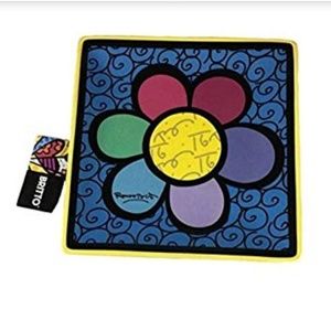 Romero Britto Glass Flower Plate NWT in box!